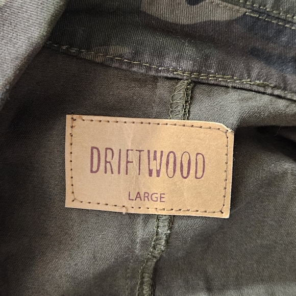 Driftwood Camo Floral Eagle Embroidered Utility Military Jacket - Picture 8 of 10